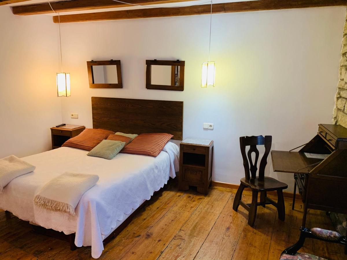 Argonz Etxea Hotel Urzainqui Екстериор снимка